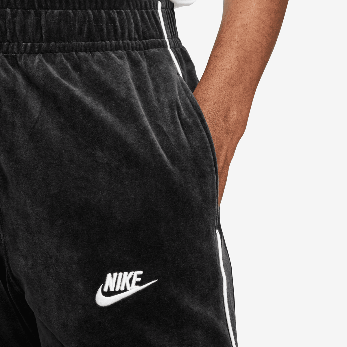Nike Club Velour Pants Trainingsbroeken Heren black white maat: S beschikbare maaten:S